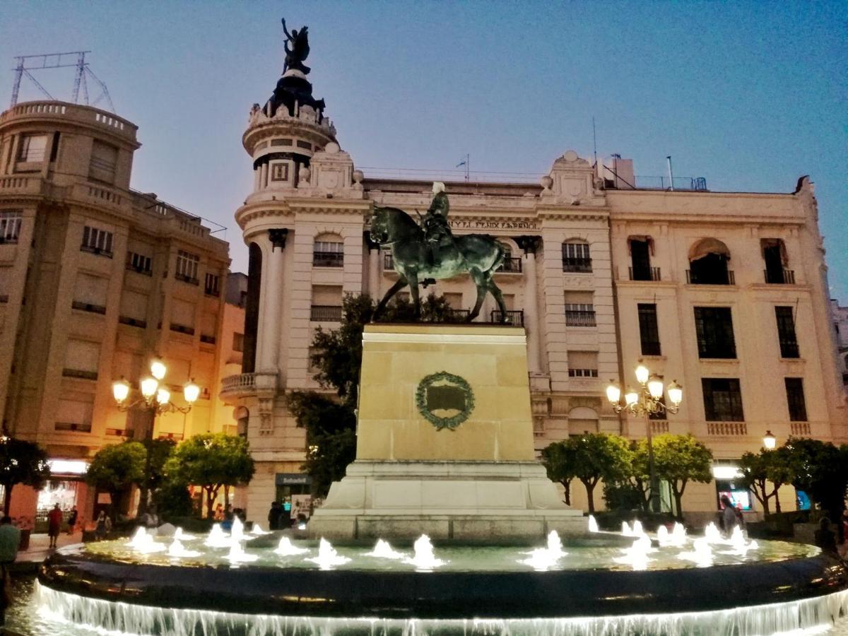 Apartamento El Duque - Plaza De Las Tendillas Cordova Esterno foto