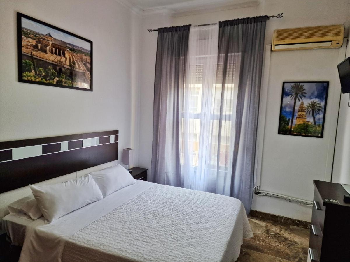 Apartamento El Duque - Plaza De Las Tendillas Cordova Esterno foto