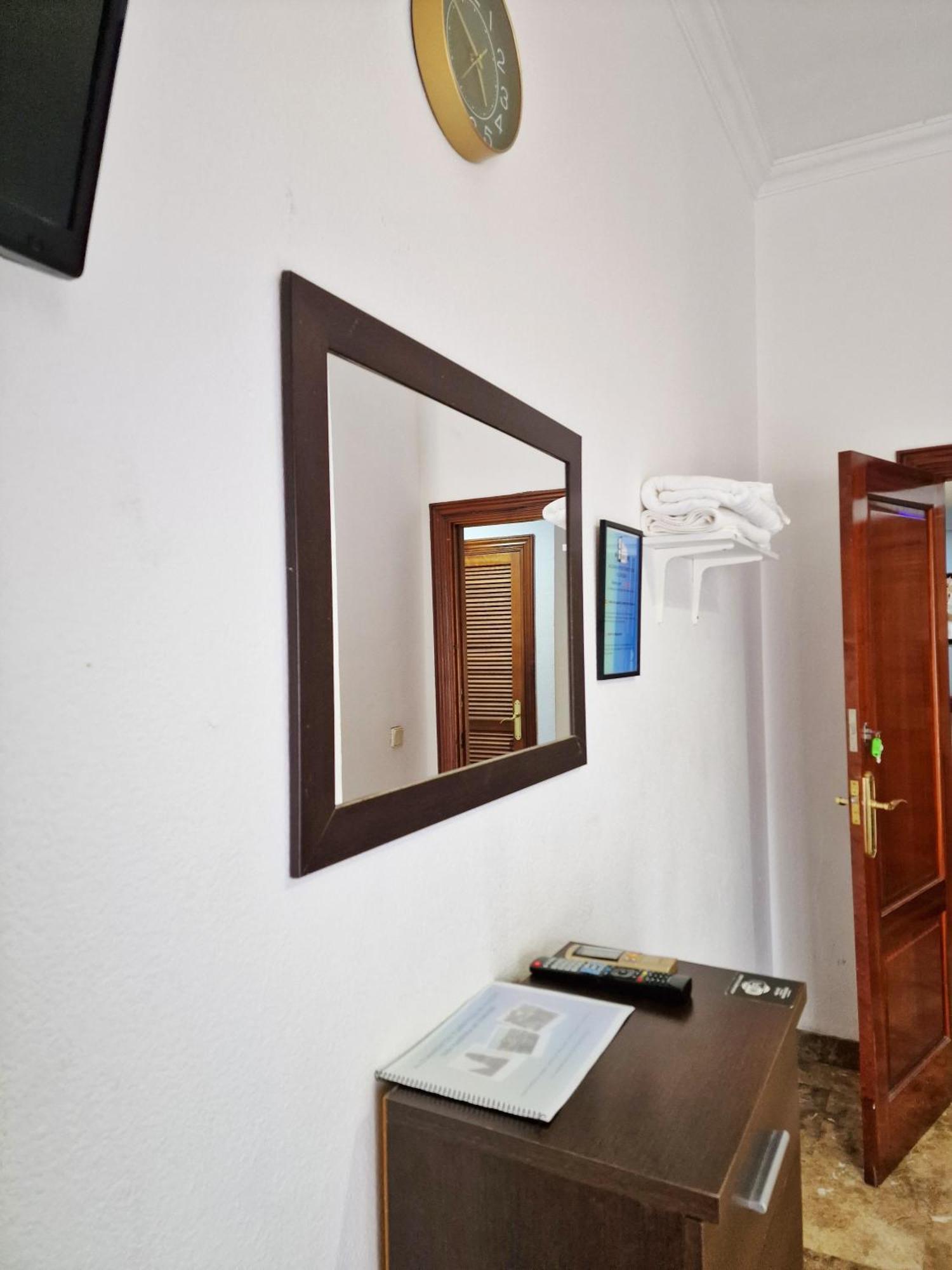 Apartamento El Duque - Plaza De Las Tendillas Cordova Camera foto